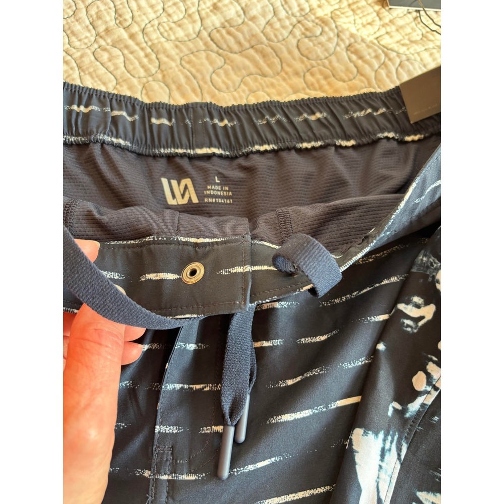 VRST Mens Slim Fit Shorts Bundle 2pk Navy Stripe Black Abstract Marble Large - Picture 5 of 10